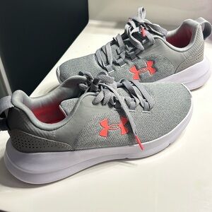 Under armor, tennis shoes